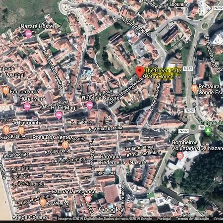 The Gate Patio House Apartament Nazaré