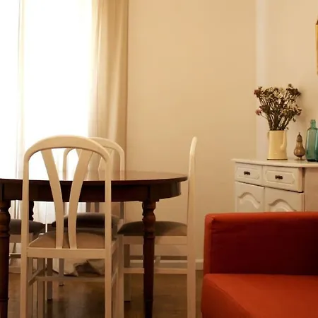 Apartament The Gate Patio House