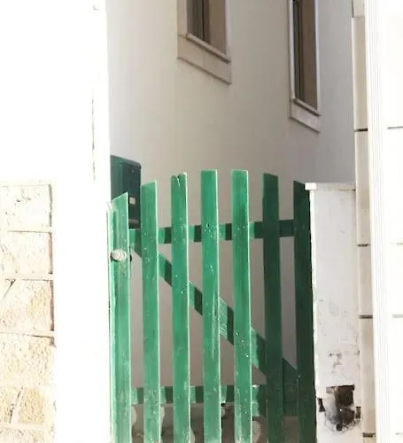 The Gate Patio House * Nazaré